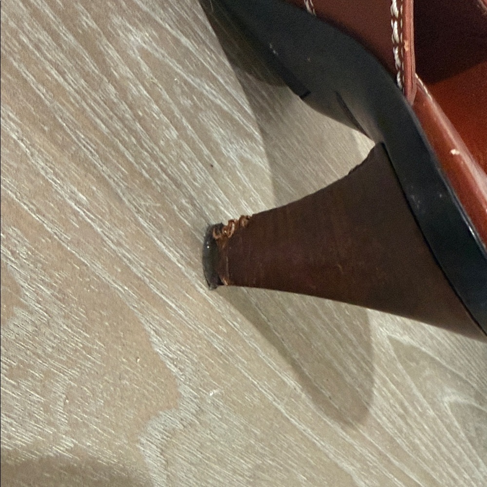 TOD’S Brown Leather Slide Sandals - Picture 5 of 5